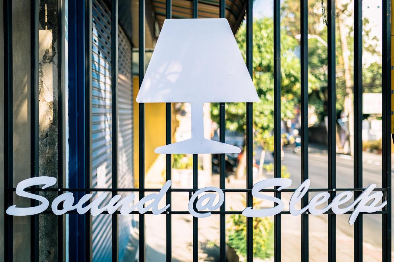 Sound@Sleep Hotel Bangkok Exterior foto